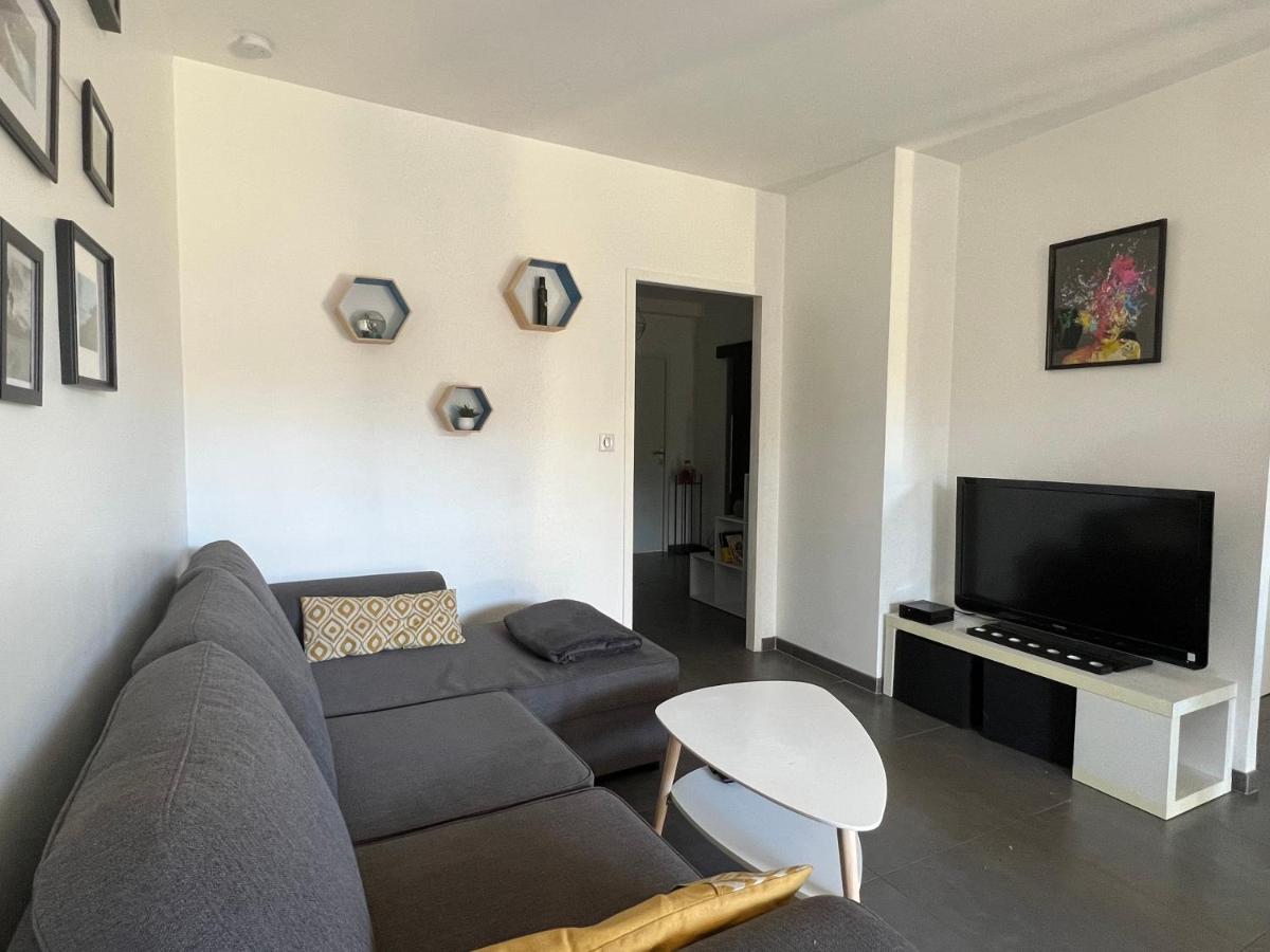 Superbe Appartement Centre Ville Nimes Exterior foto